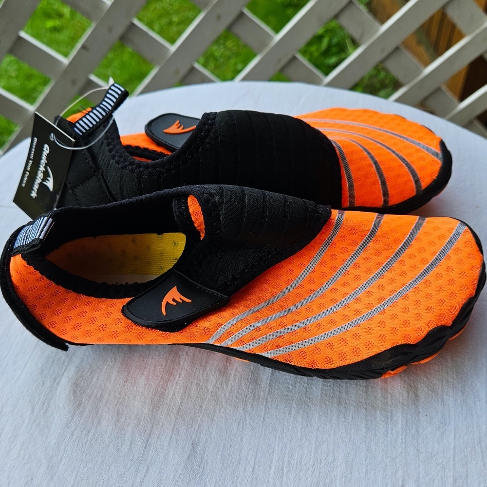 QuickShark Kids Water Shoes Aqua Socks Bright Orange/Black EUR 34 / Big Kid 2